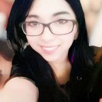 Petite coquine asiatique en quête de plaisirs intenses